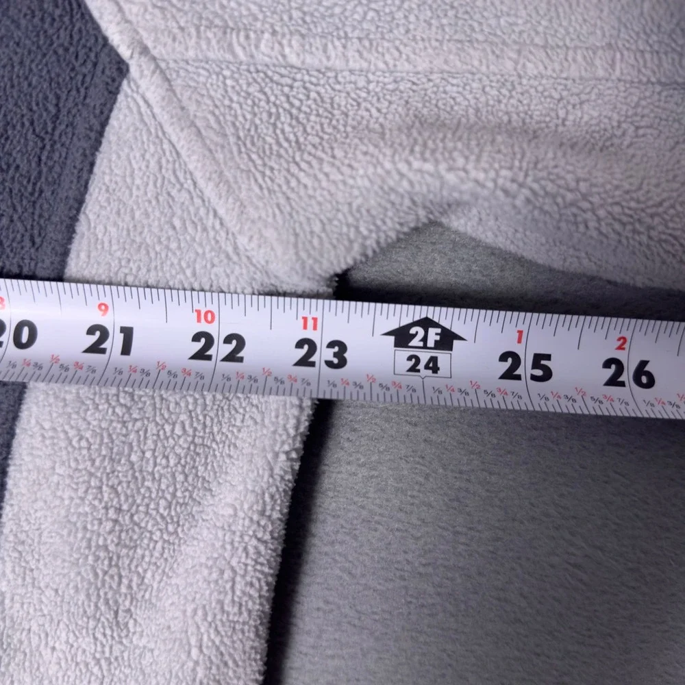 The North Face TKA 100 Mens L Full Zip Fleece Jacket Gray White Colorblock